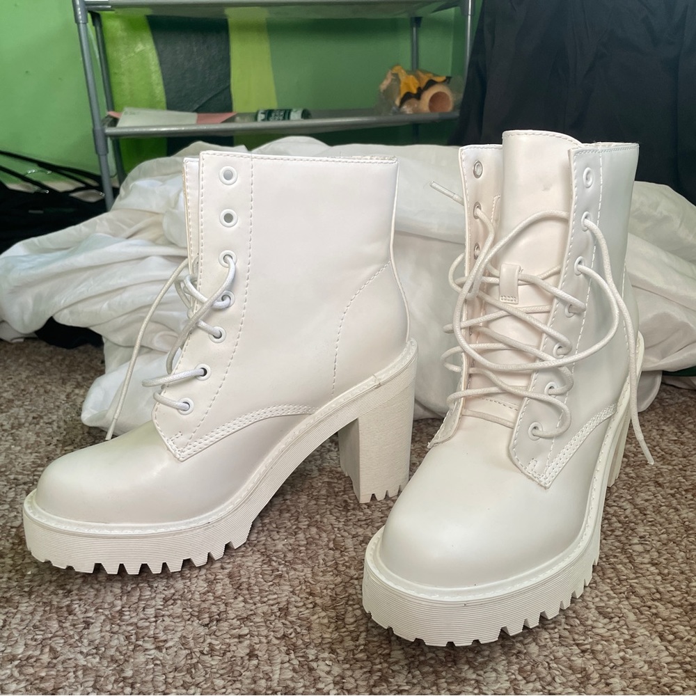 Women's Chunky Combat Boot Heels